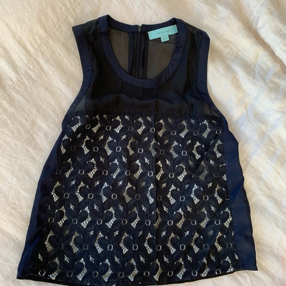 Embroidered Top - Picture 2 of 4